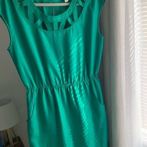 Banana Republic Green Spring Dress w/ Cutouts & Pockets